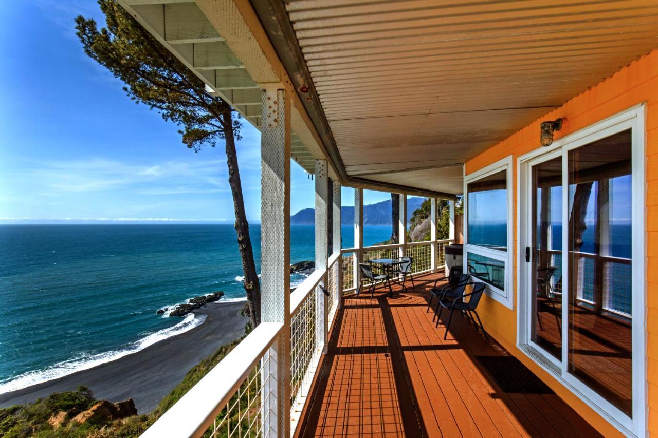 Amazing Oceanview 2 Bedroom Oceanfront! By Oceanviewhottubs Shelter Cove, Ca Tesla Ev Station Eksteriør billede