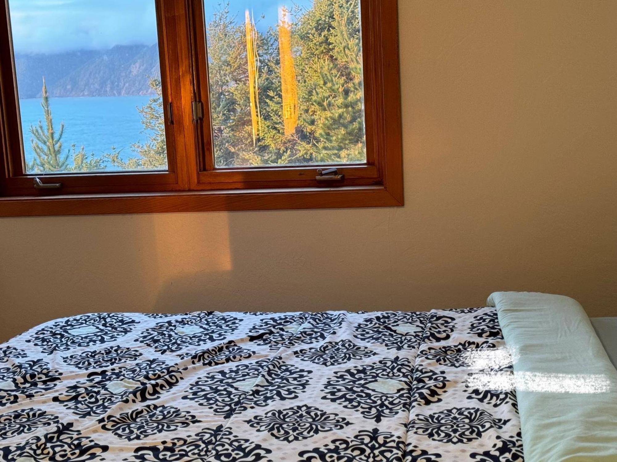 Amazing Oceanview 2 Bedroom Oceanfront! By Oceanviewhottubs Shelter Cove, Ca Tesla Ev Station Eksteriør billede